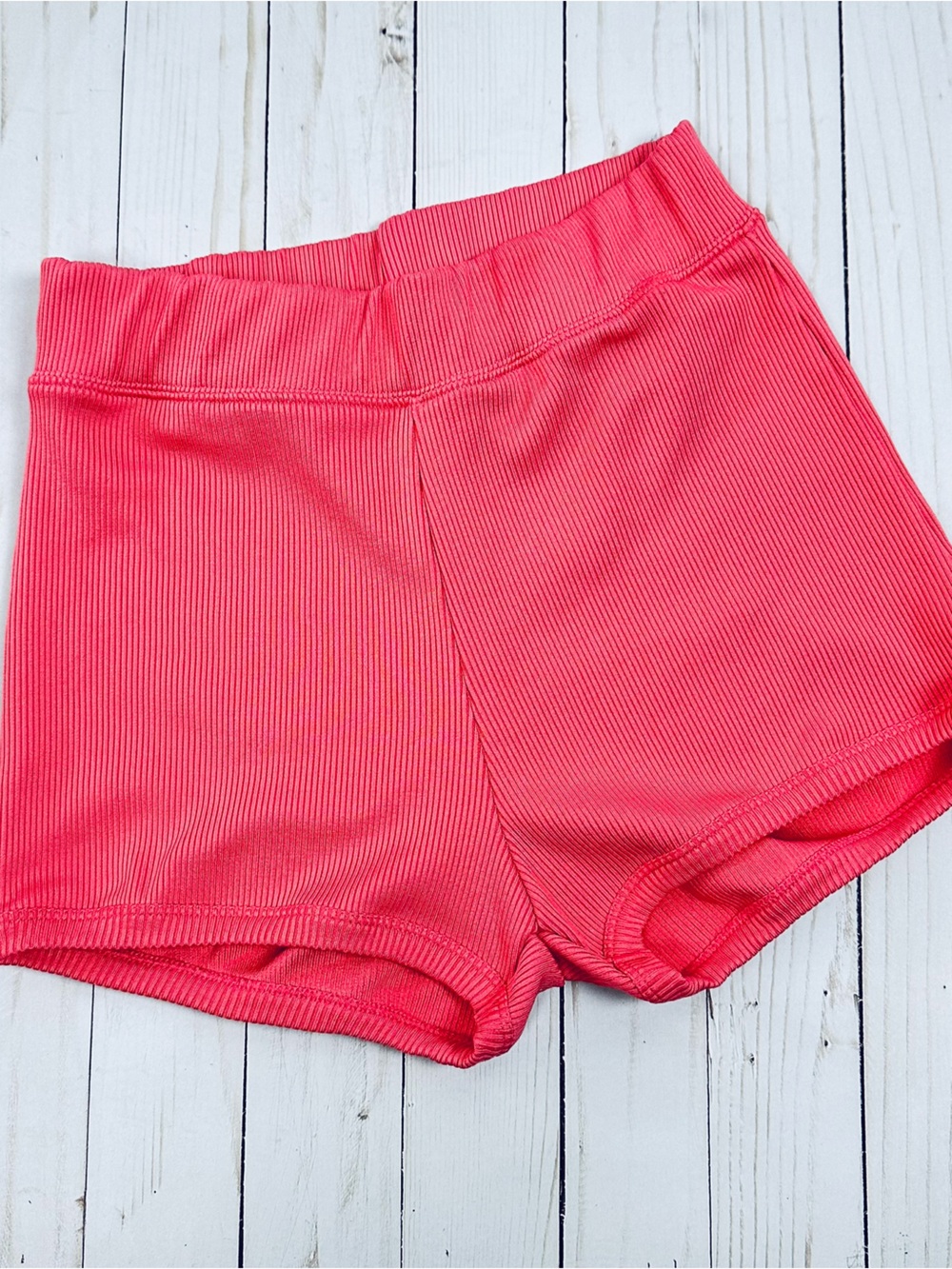 ZARA high rise ribbed gym shorts in melon - size  M